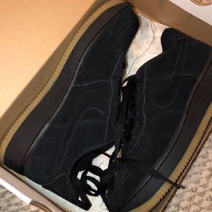 Nike Air Force 1 PRM( GS) Big Kids size 7 in black